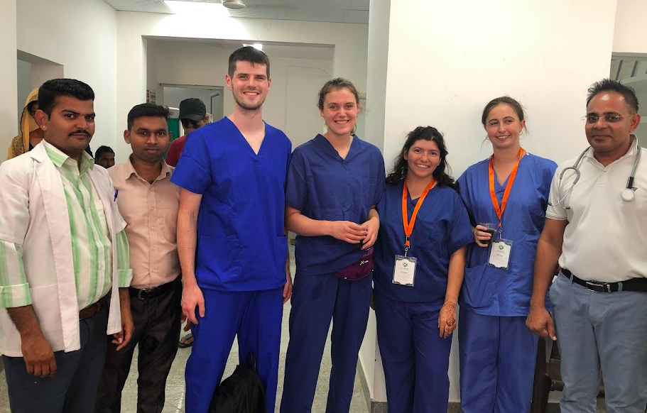 tour-listing-details-slide