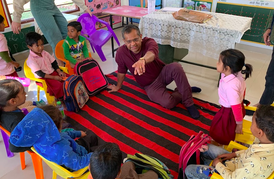 tour-listing-details-slide