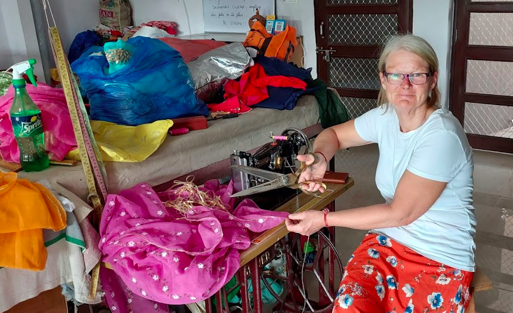 tour-listing-details-slide